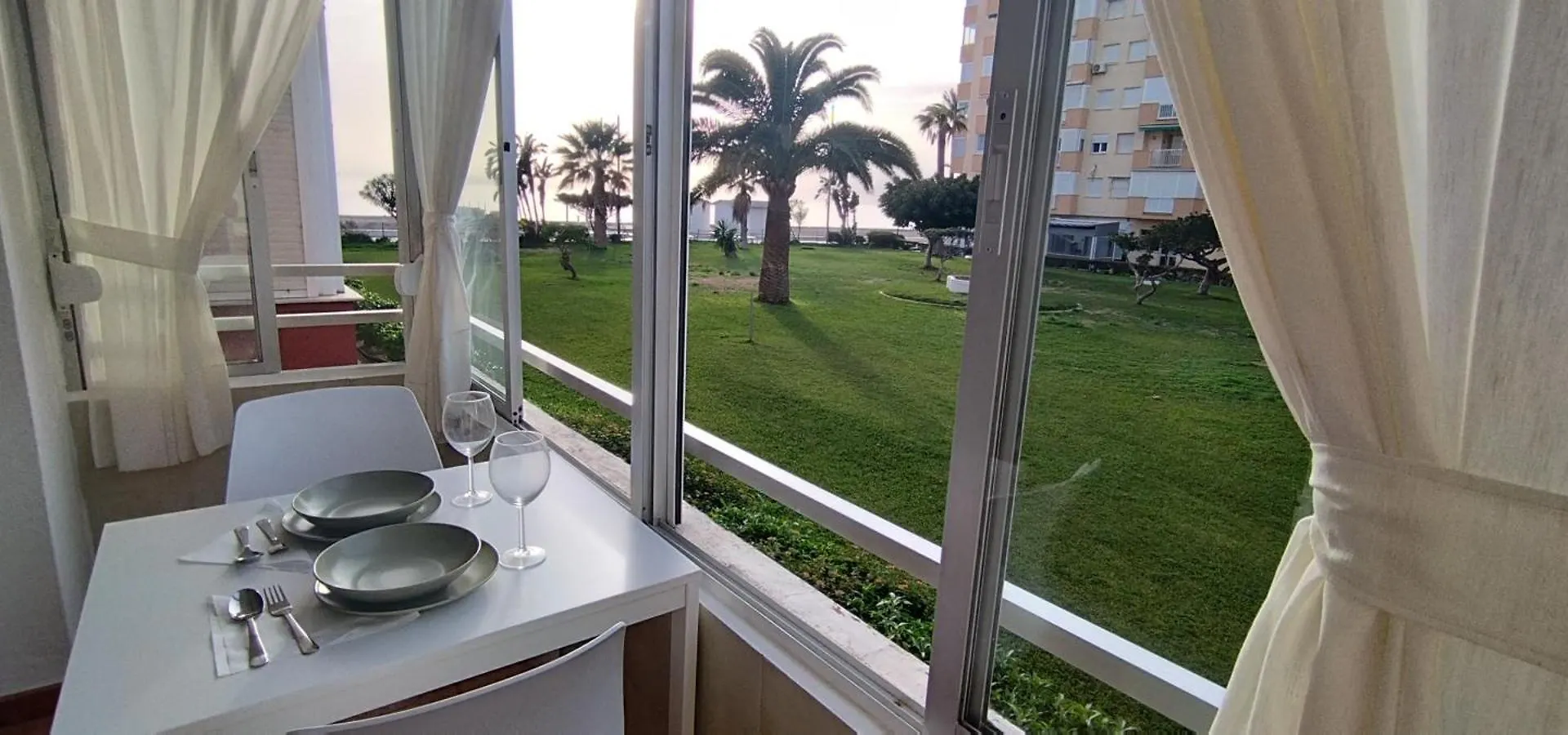 Apartamento Capri Vista Al Mar Torrox 0*,